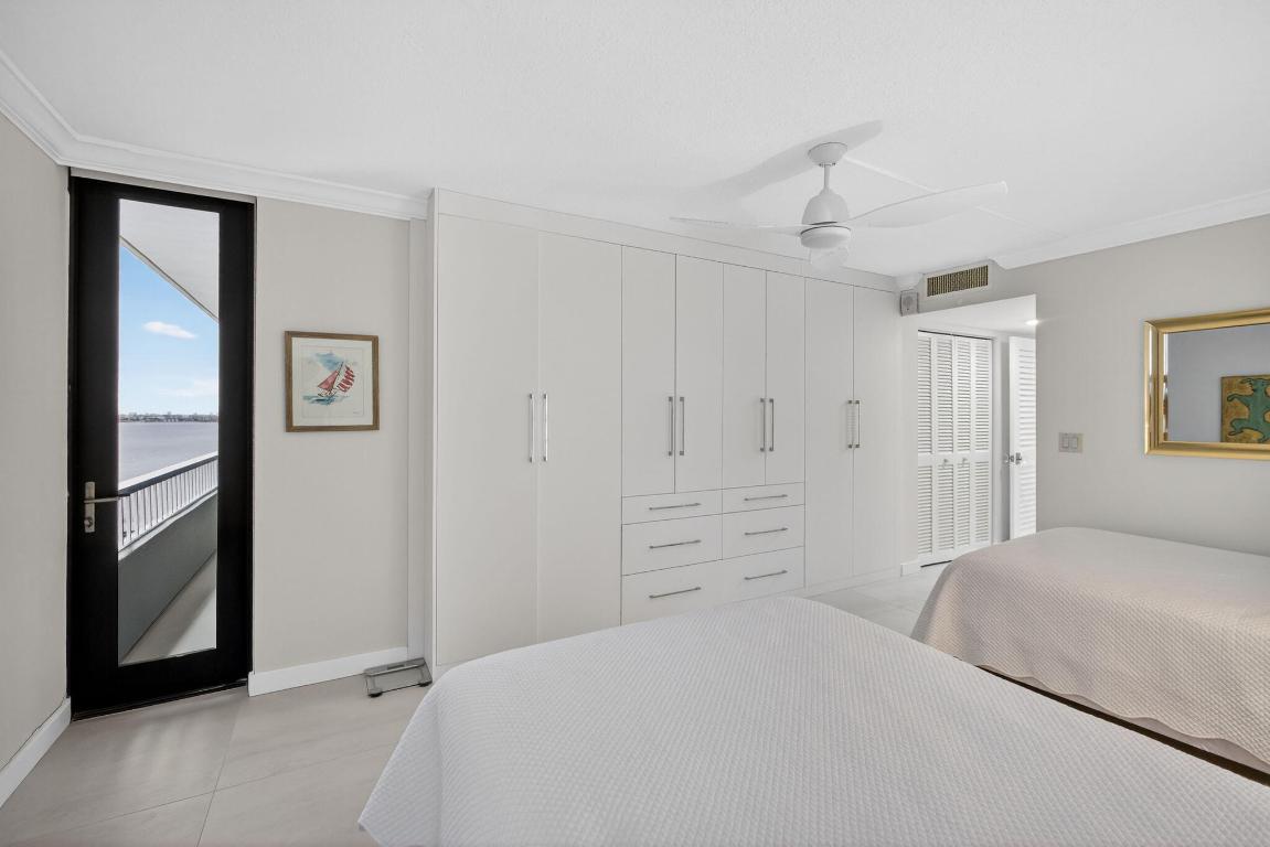 WATER GLADES CONDO - Residential