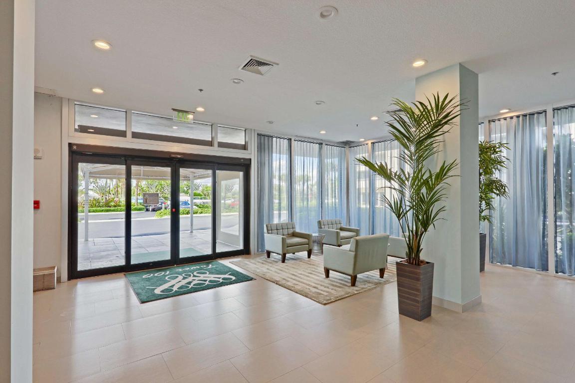 WATER GLADES CONDO - Residential