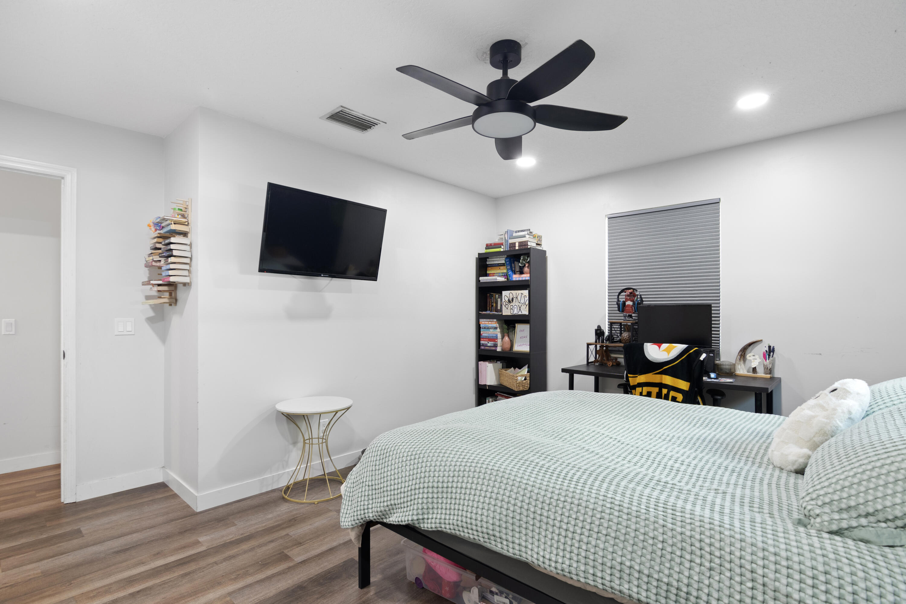 PARADISE PARK UNIT NO 2 - Residential