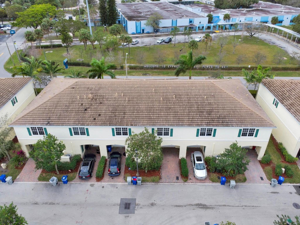 ORCHID GROVE - Residential