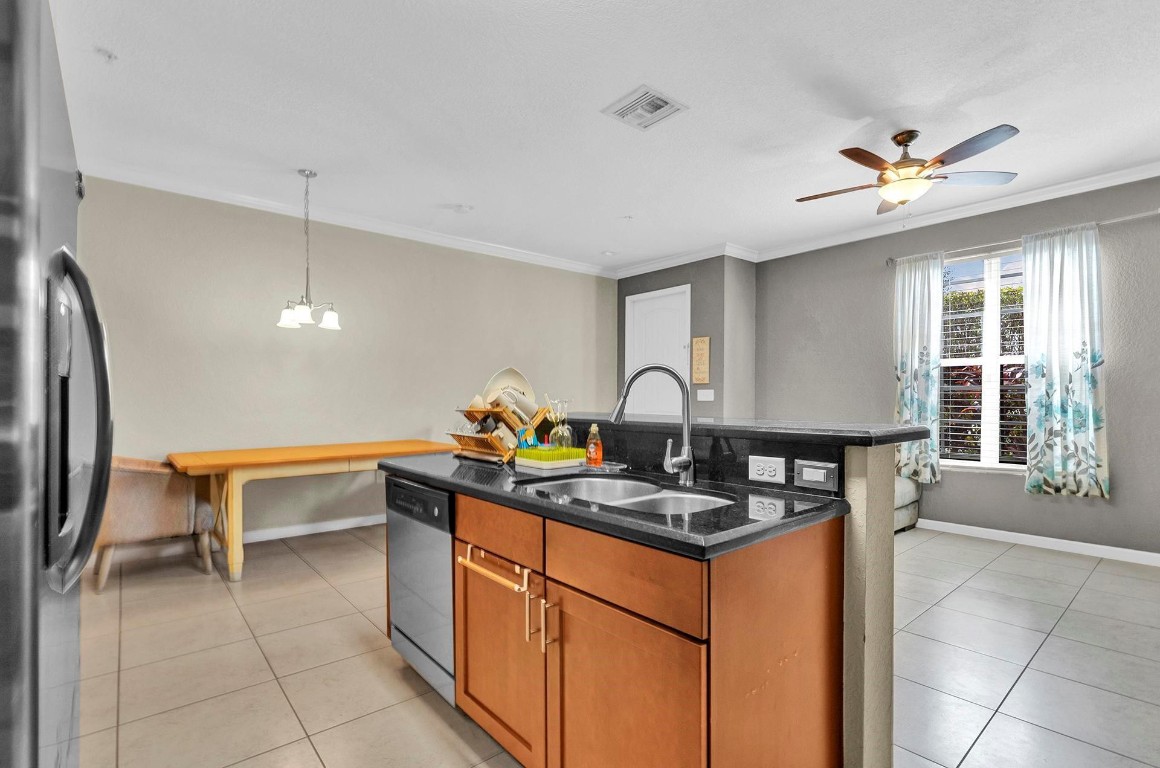 ORCHID GROVE - Residential