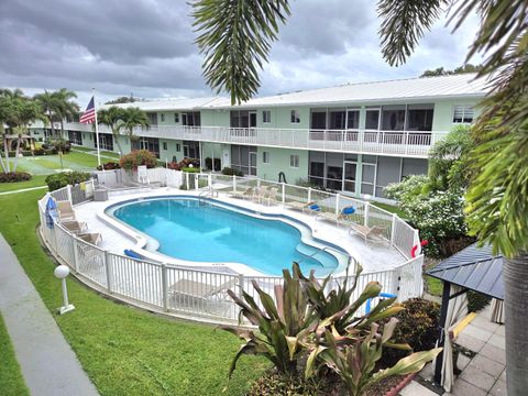 Tiny photo for 2100 NE 38th Street NE #207, Lighthouse Point, FL 33064 (MLS # B26036644)
