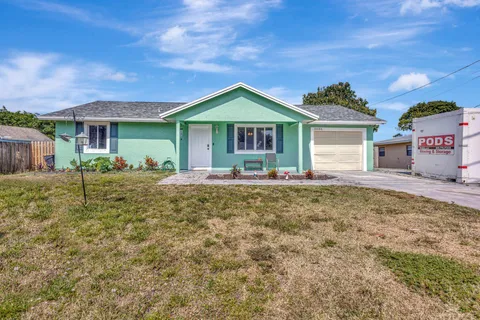 5605 Sunset Boulevard, Fort Pierce, FL 34982 - MLS#: R11081980