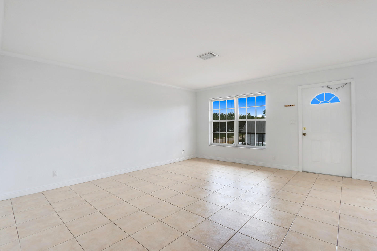 ALMONT VILLAS CONDO - Residential Lease