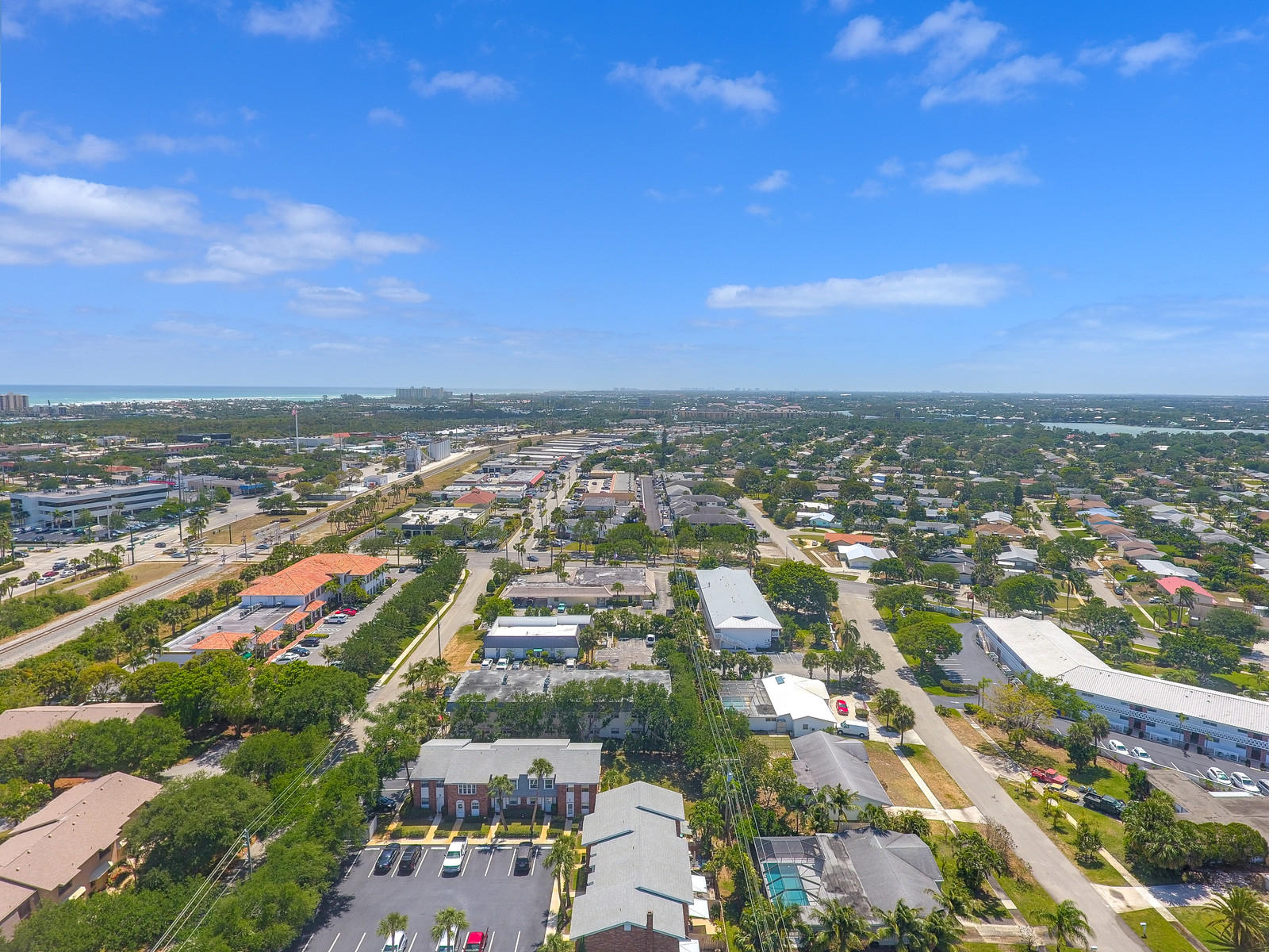 ALMONT VILLAS CONDO - Residential Lease