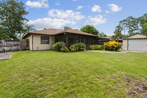 A home in Port St Lucie