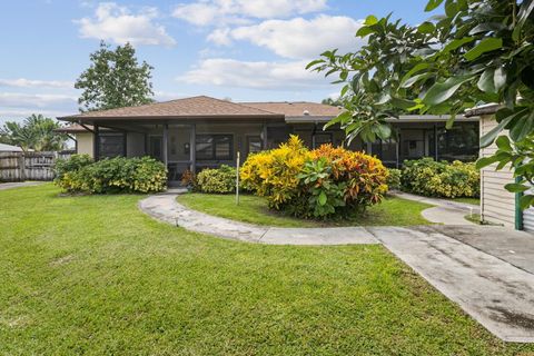 A home in Port St Lucie