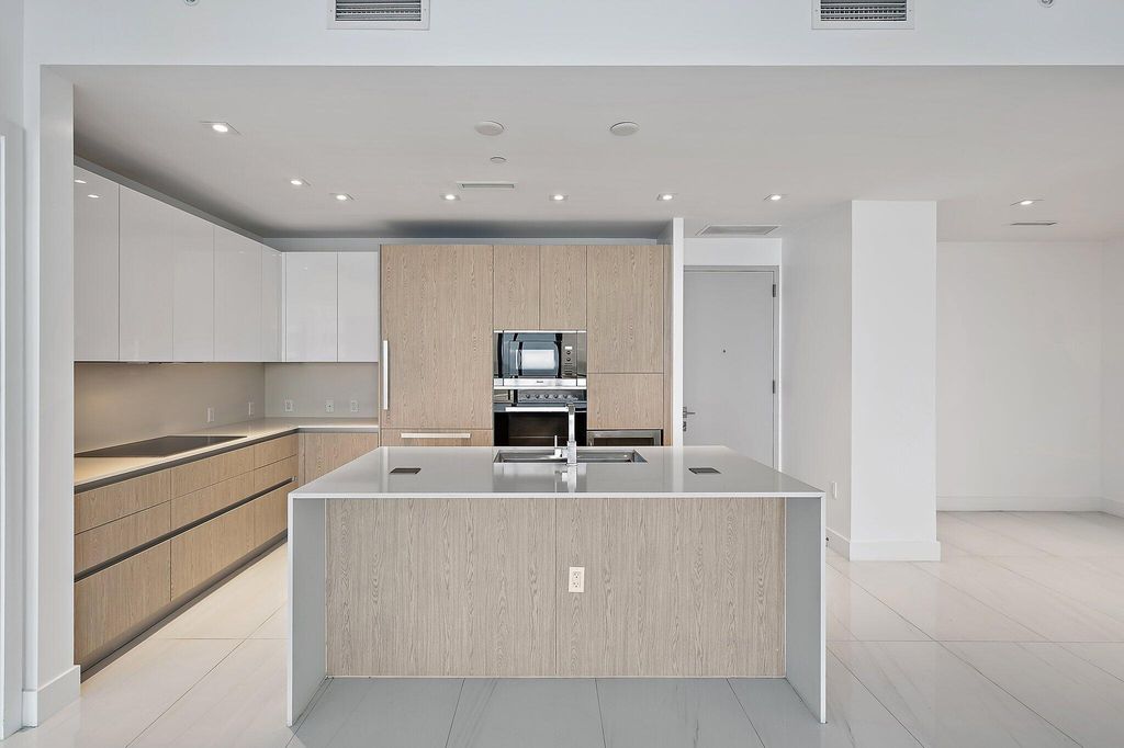 Photo of 3100 Ocean Drive N #H1502, Singer Island, FL 33404 (MLS # R11066898)