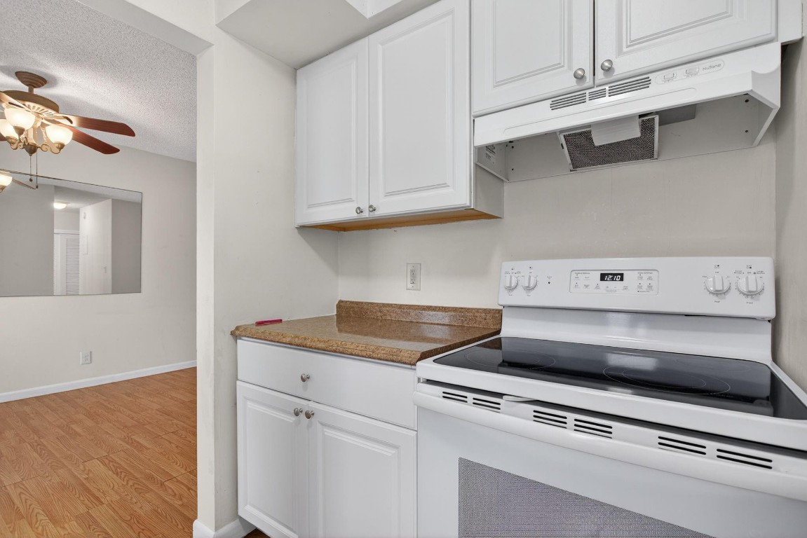 2115 NE 42nd Court 103