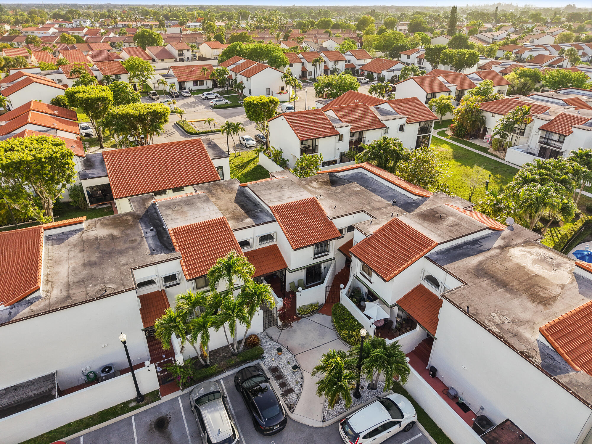 VILLA VENEZIA CONDO PH VI - Residential