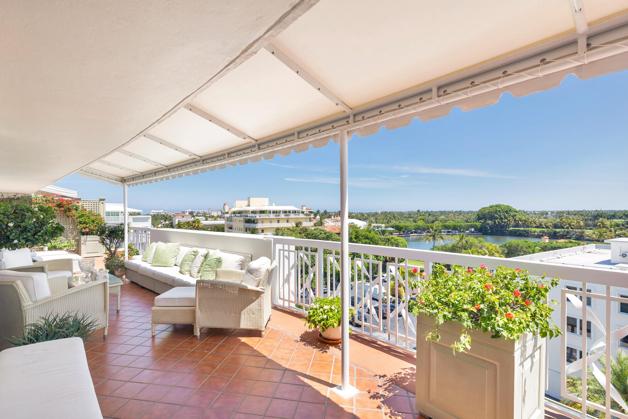 THREE EIGHTY NINE CORP LESSEE - Residential