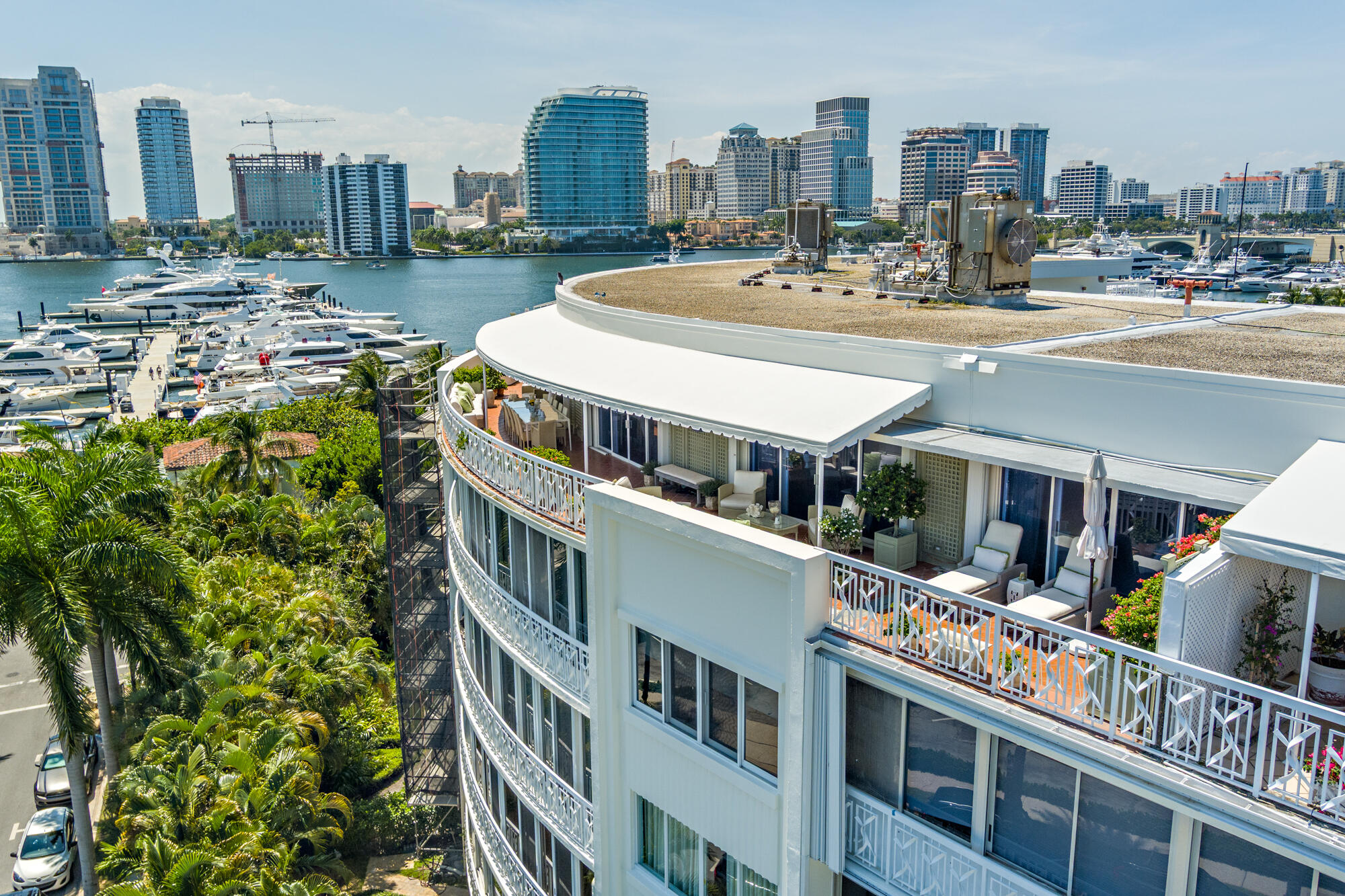 THREE EIGHTY NINE CORP LESSEE - Residential