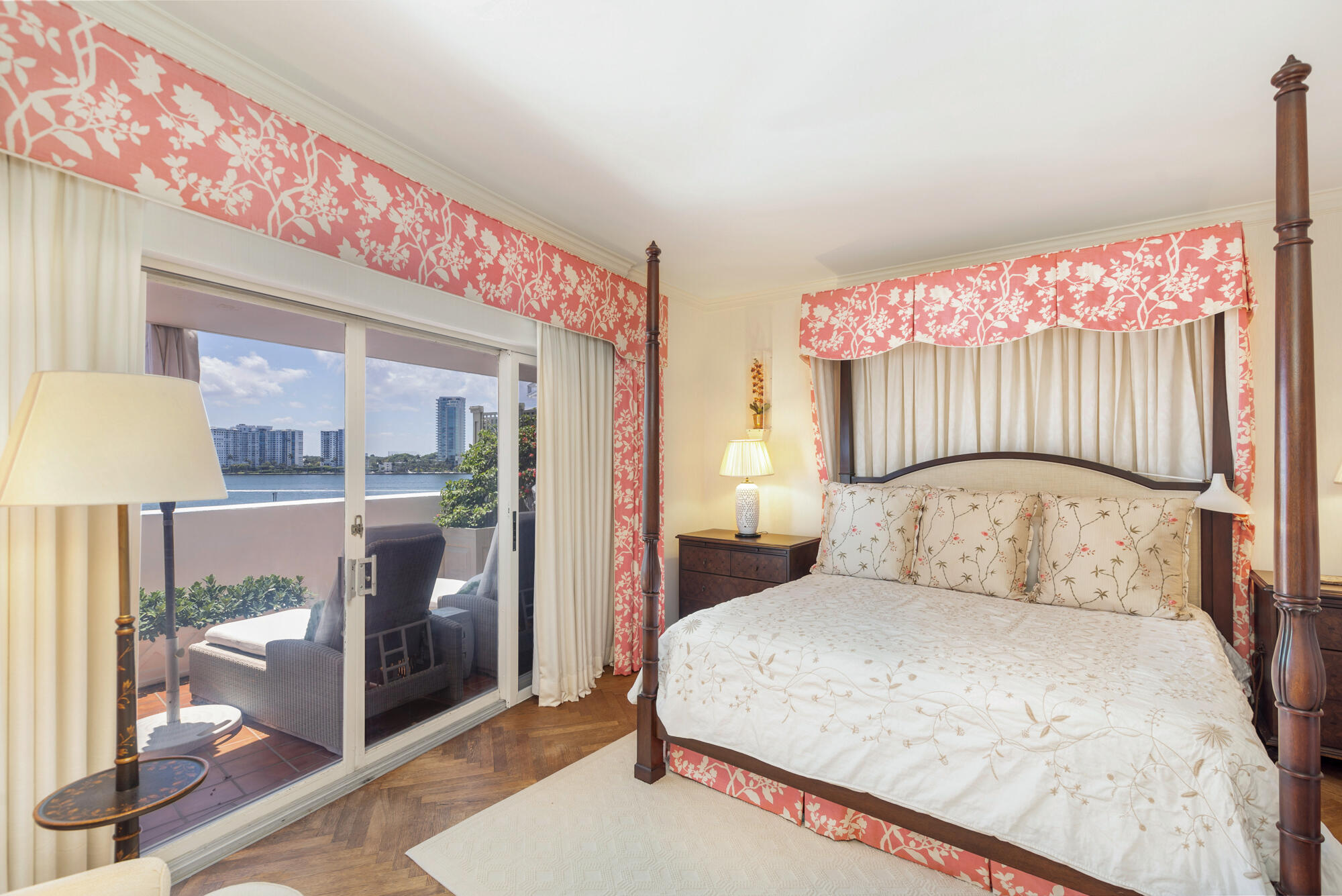 THREE EIGHTY NINE CORP LESSEE - Residential