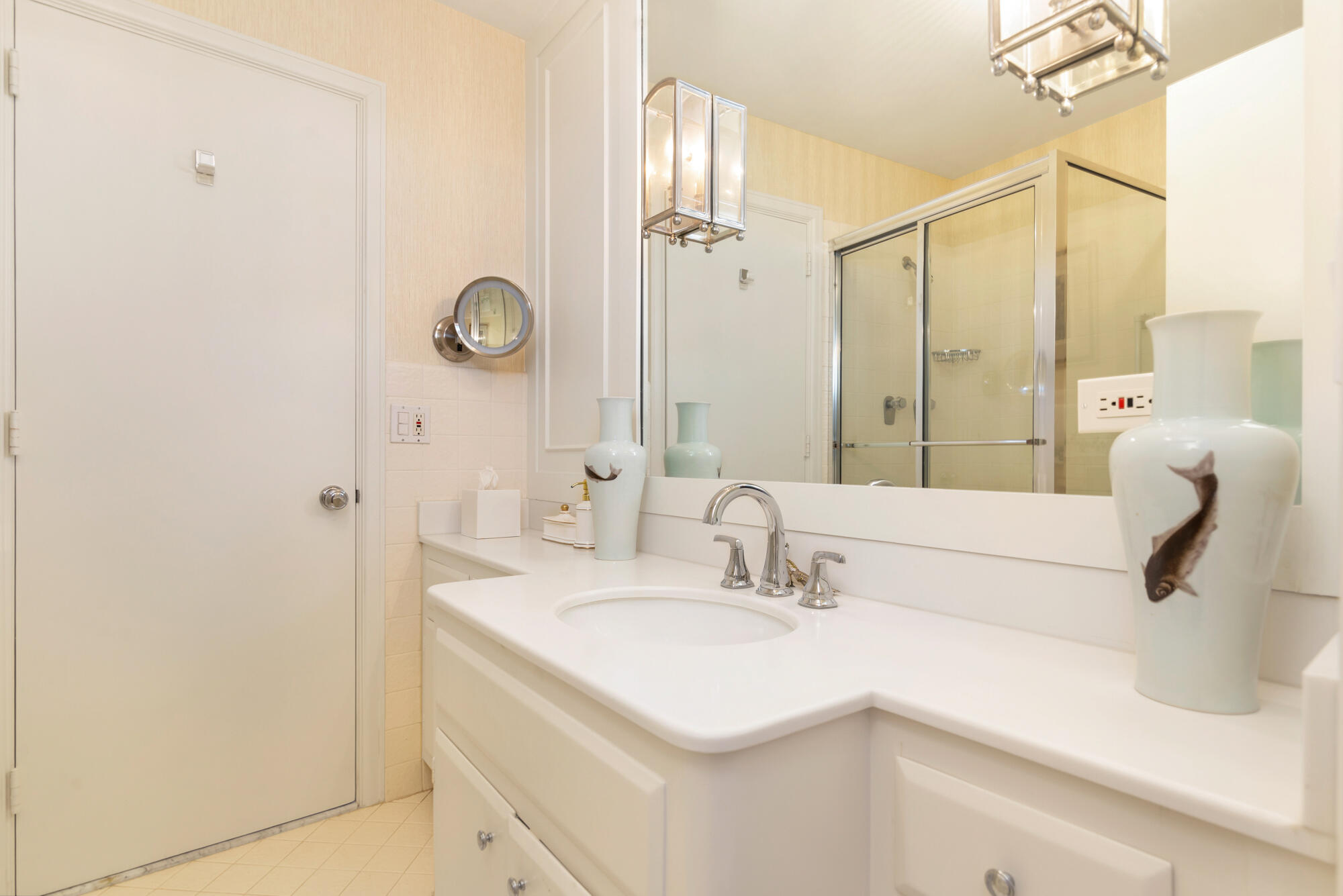 THREE EIGHTY NINE CORP LESSEE - Residential