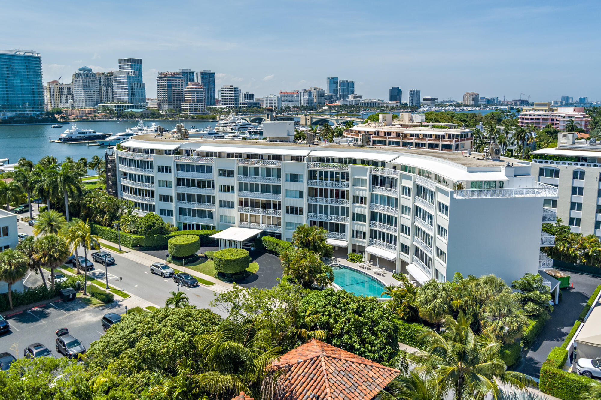 THREE EIGHTY NINE CORP LESSEE - Residential