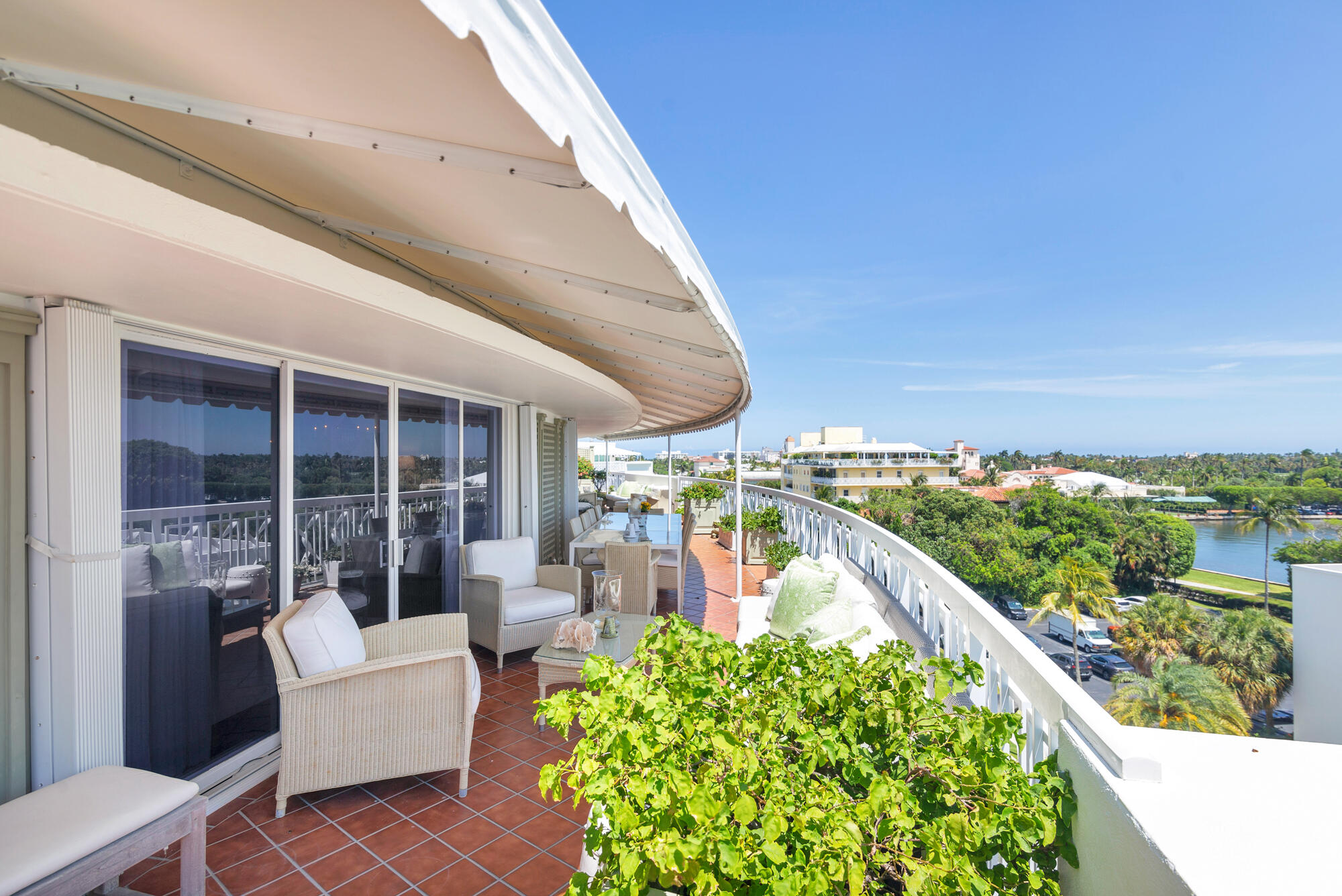 THREE EIGHTY NINE CORP LESSEE - Residential