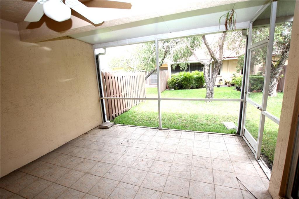 KINGS POINT - Residential