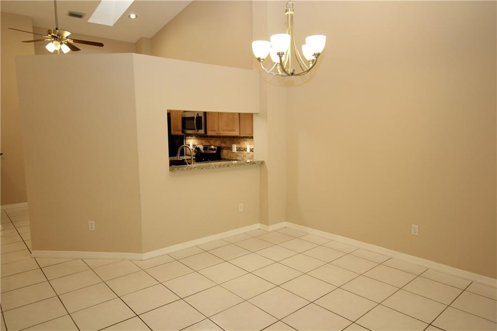 KINGS POINT - Residential