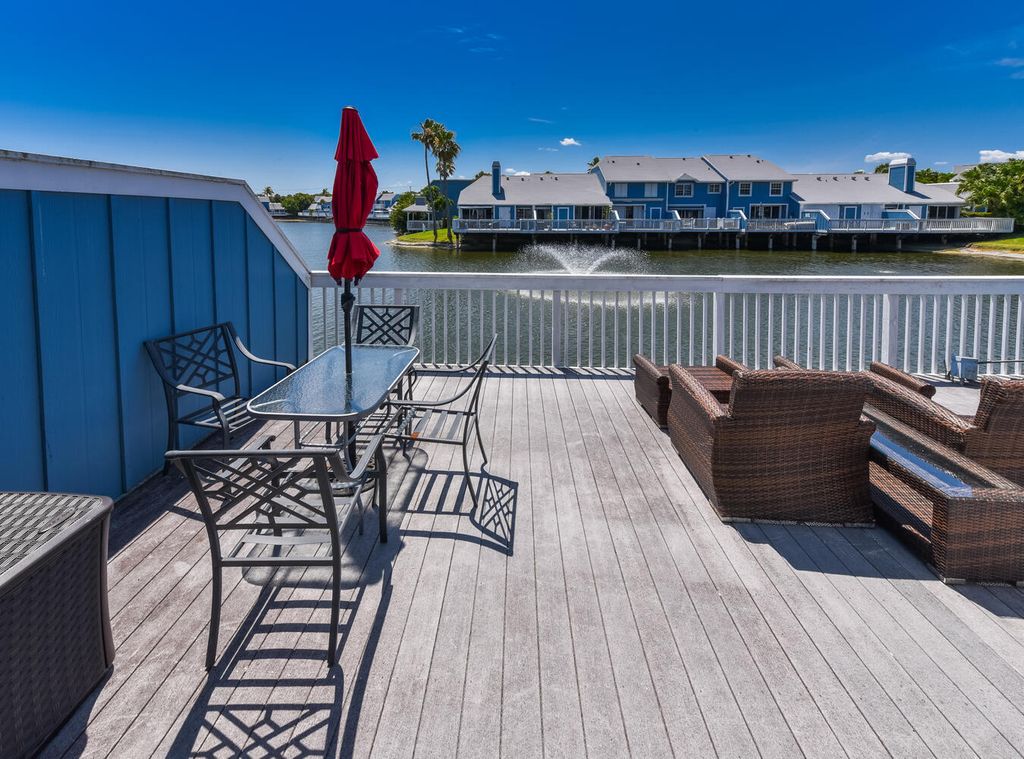 Photo of 209 Ocean Dunes Circle, Jupiter, FL 33477 (MLS # B26026228)