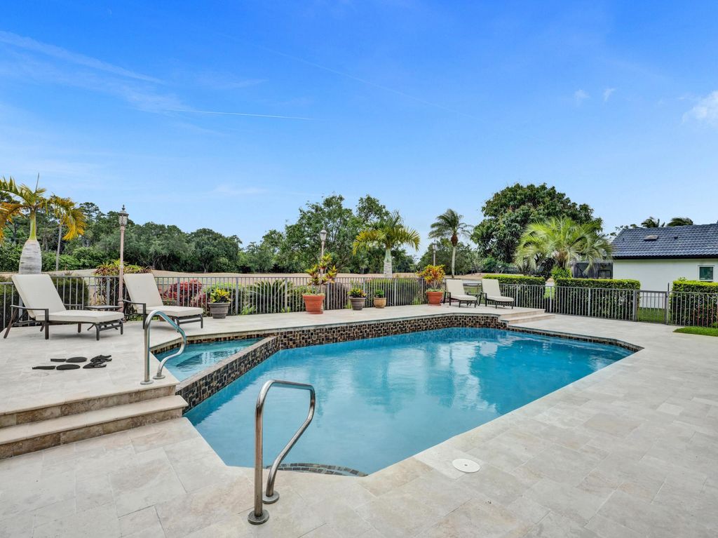 Photo of 10646 Boca Woods Lane, Boca Raton, FL 33428 (MLS # R10973266)