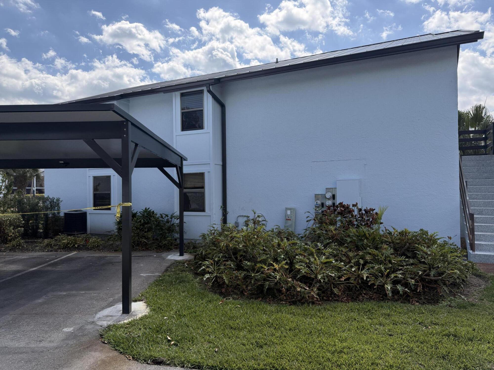 1811 SW Palm City Road A601