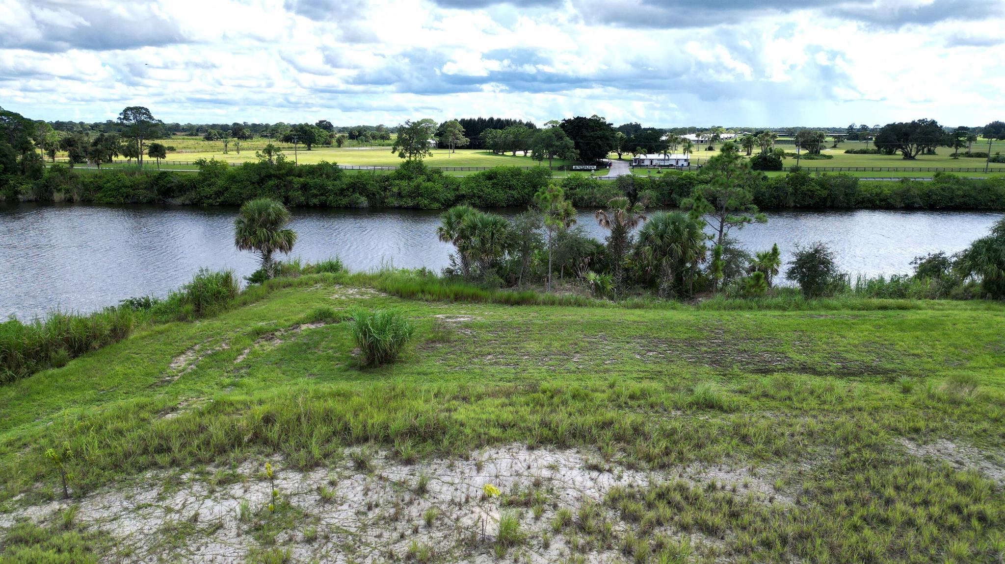 HEMINGWAY ESTATES - Land
