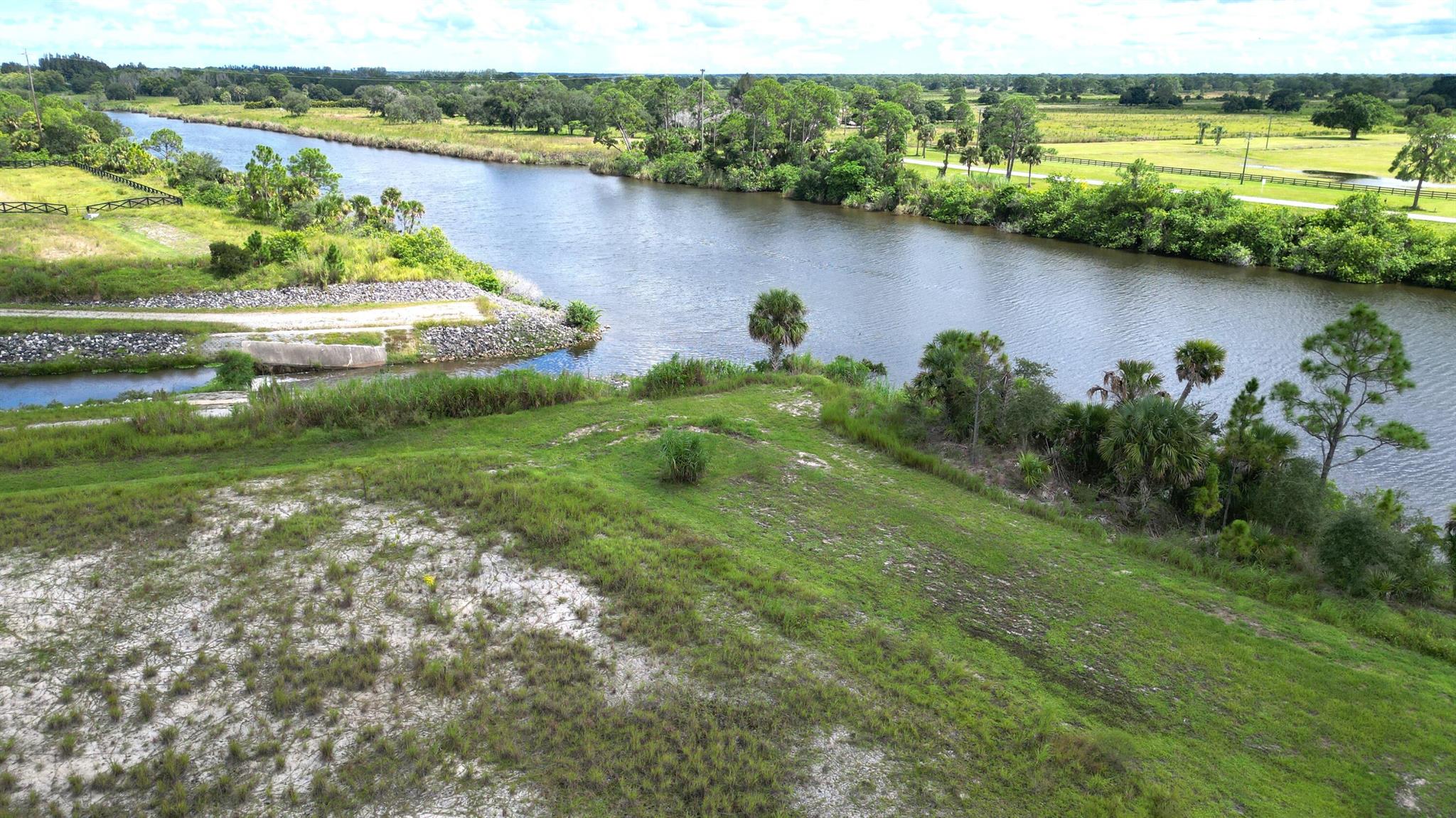 HEMINGWAY ESTATES - Land