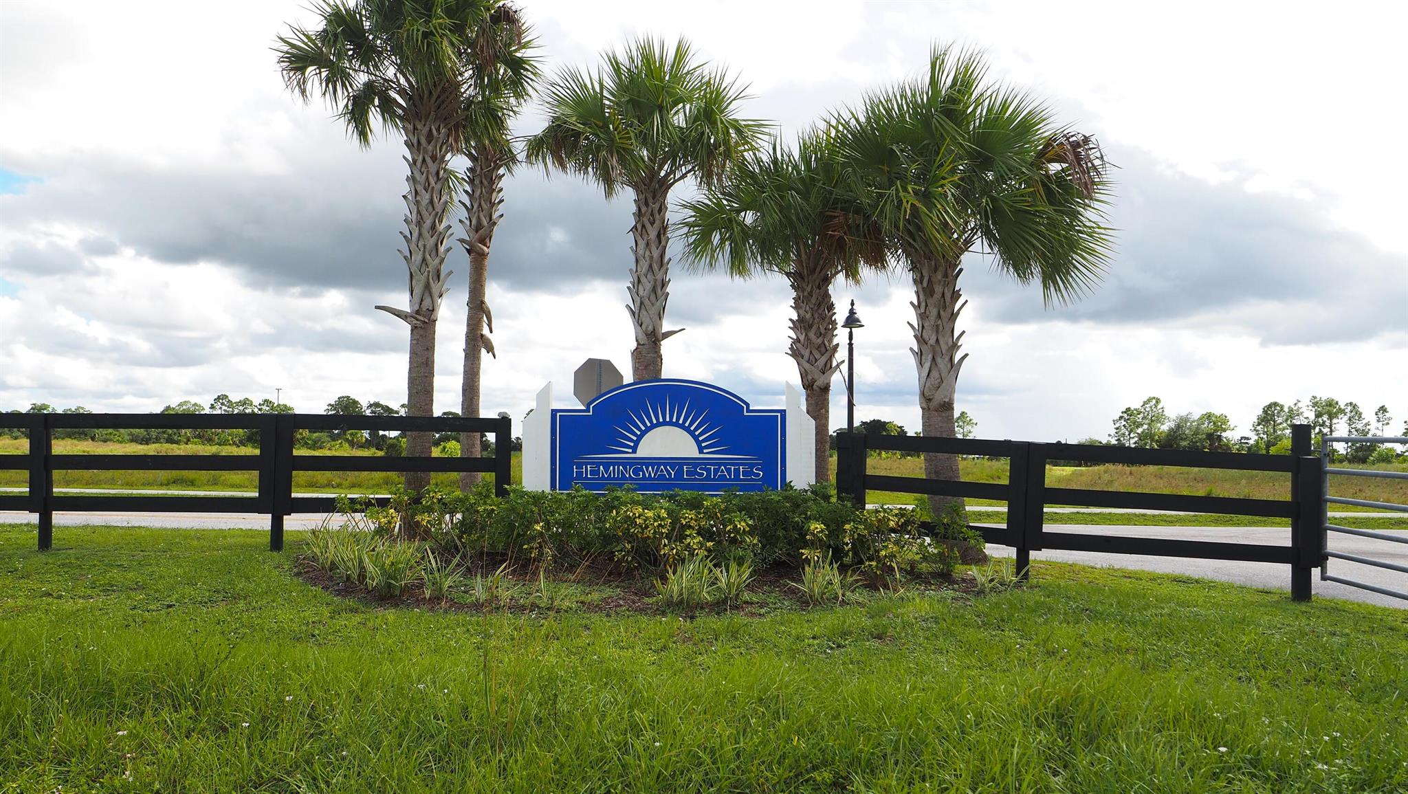 HEMINGWAY ESTATES - Land