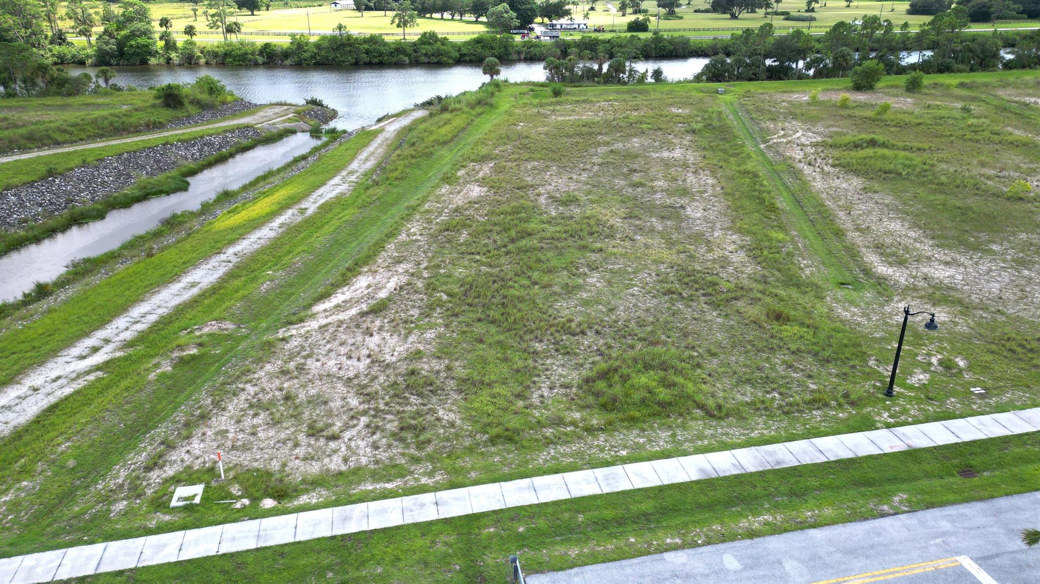 HEMINGWAY ESTATES - Land