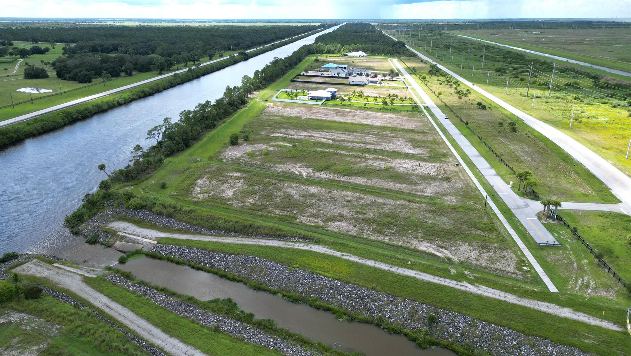 HEMINGWAY ESTATES - Land