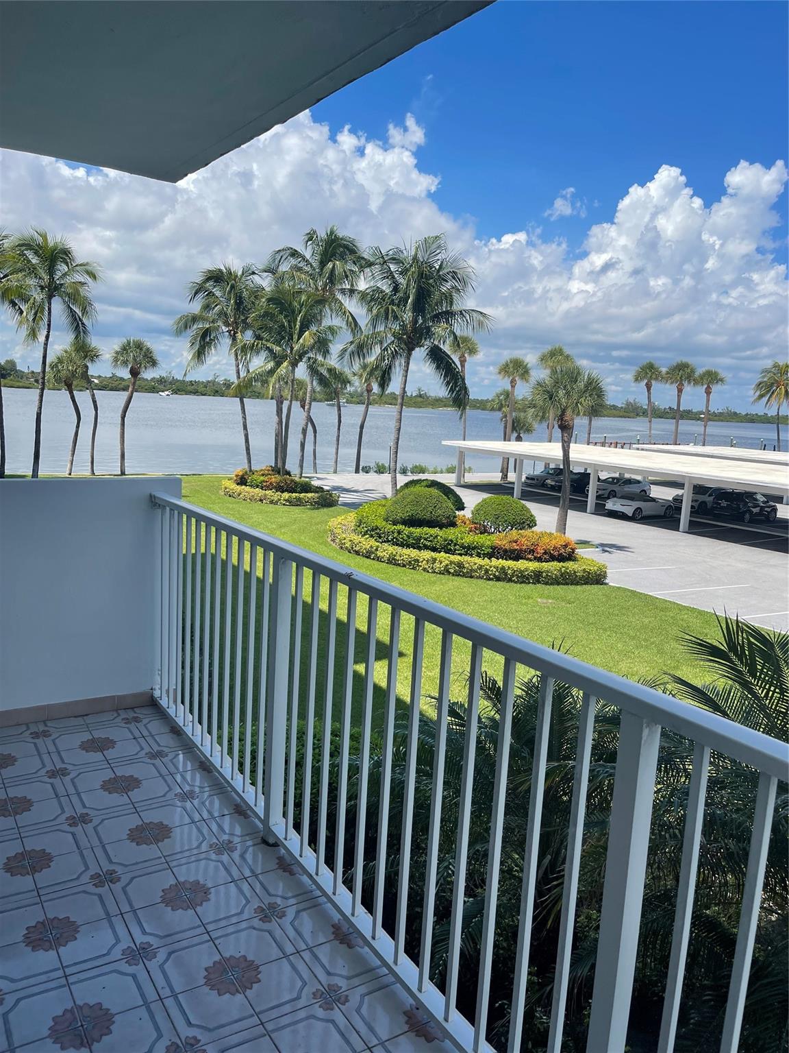 2860 S Ocean Blvd 203