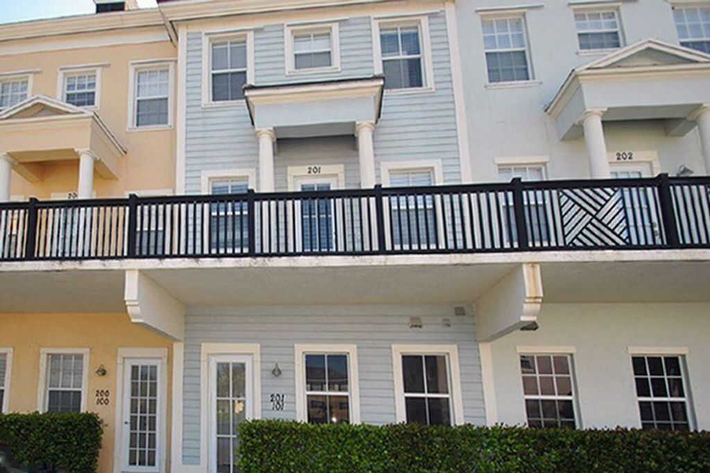 Photo of 425 Greenwich Circle #205, Jupiter, FL 33458 (MLS # R10757770)