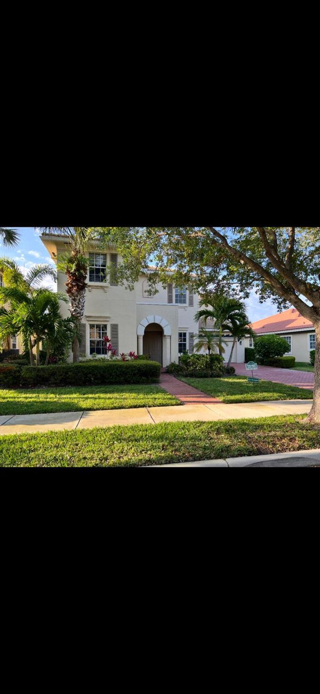 Photo of 180 Via Catalunha, Jupiter, FL 33458 (MLS # R11051641)
