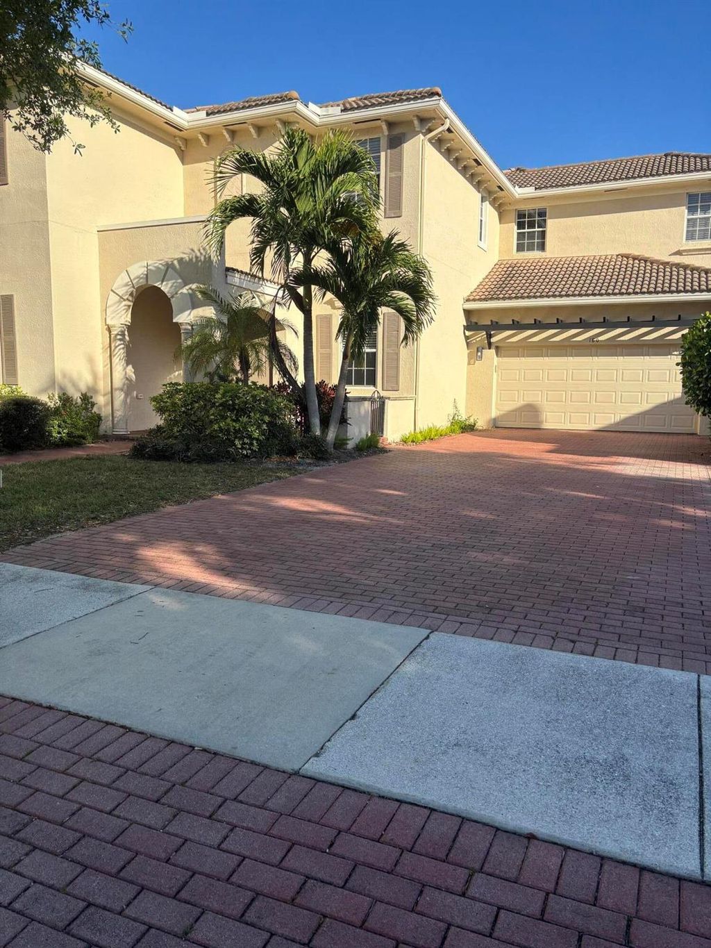 Photo of 180 Via Catalunha, Jupiter, FL 33458 (MLS # R11051641)
