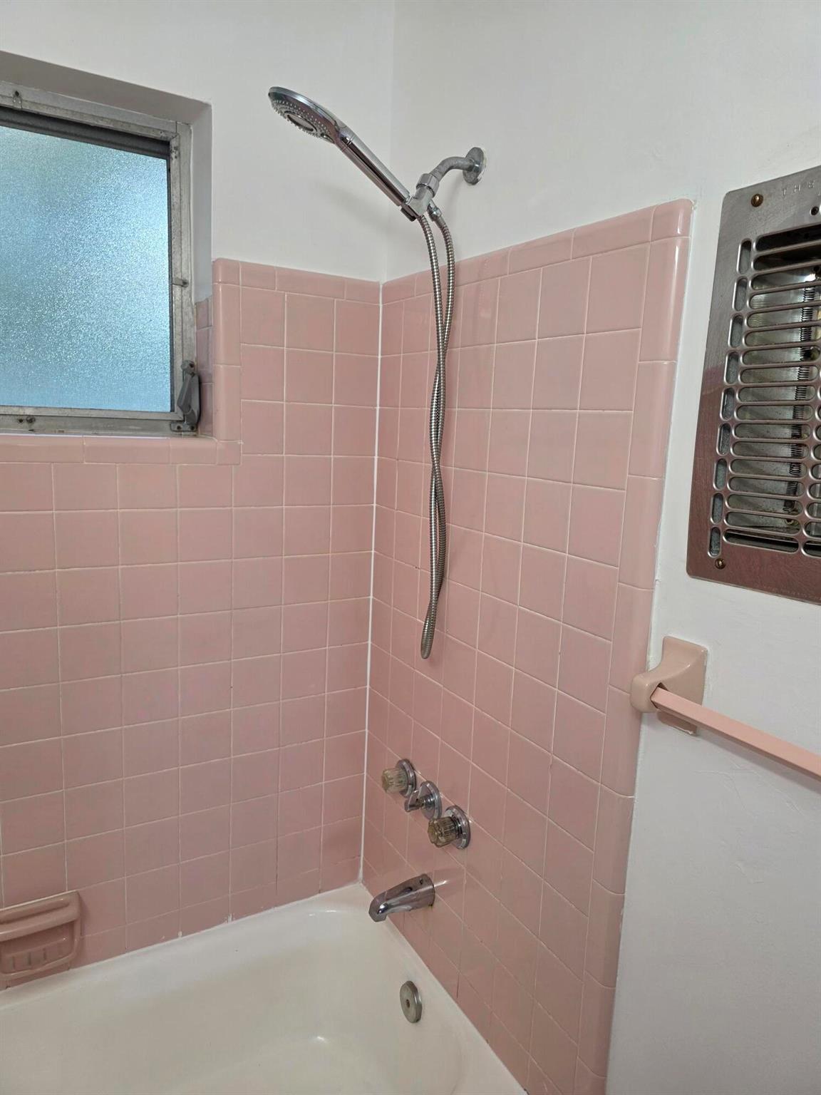 STERLING HOUSE CONDO - Residential Lease