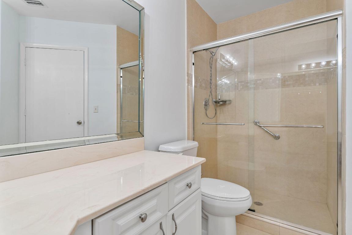 BAYPORT VILLAGE B CONDO - Residential