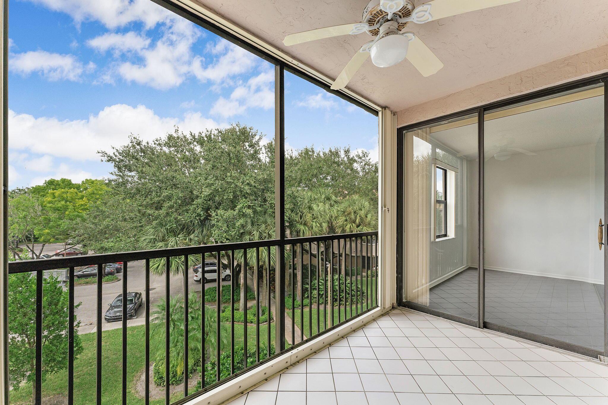BAYPORT VILLAGE B CONDO - Residential
