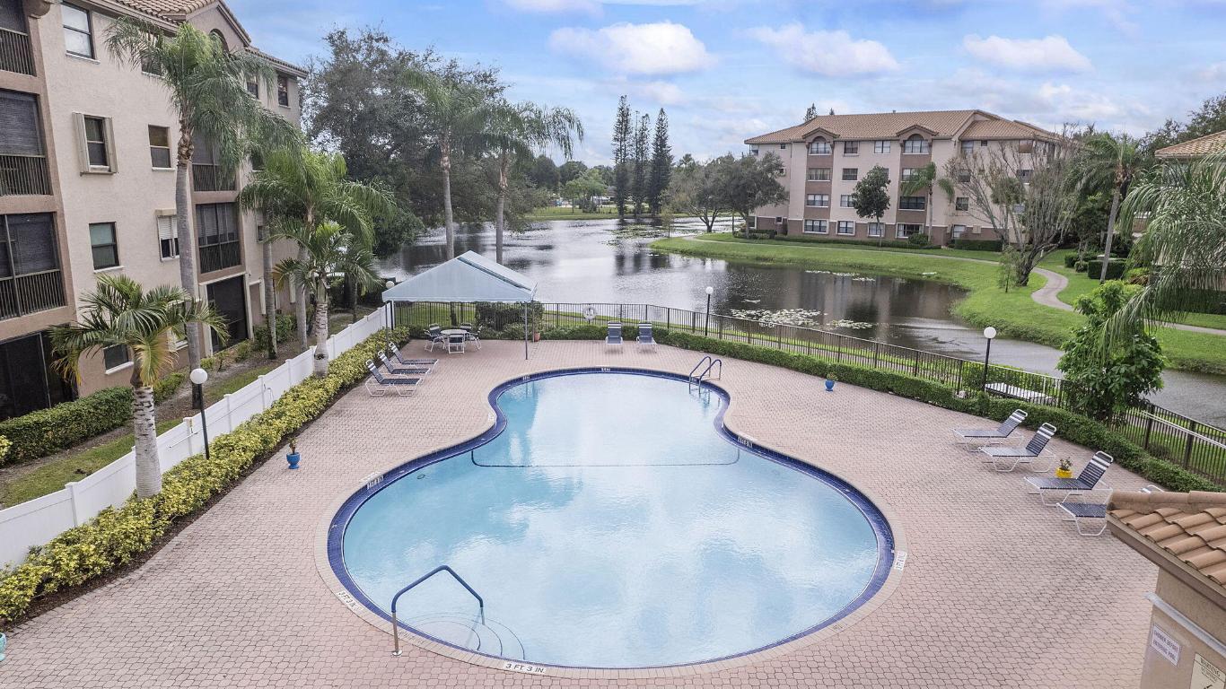 BAYPORT VILLAGE B CONDO - Residential