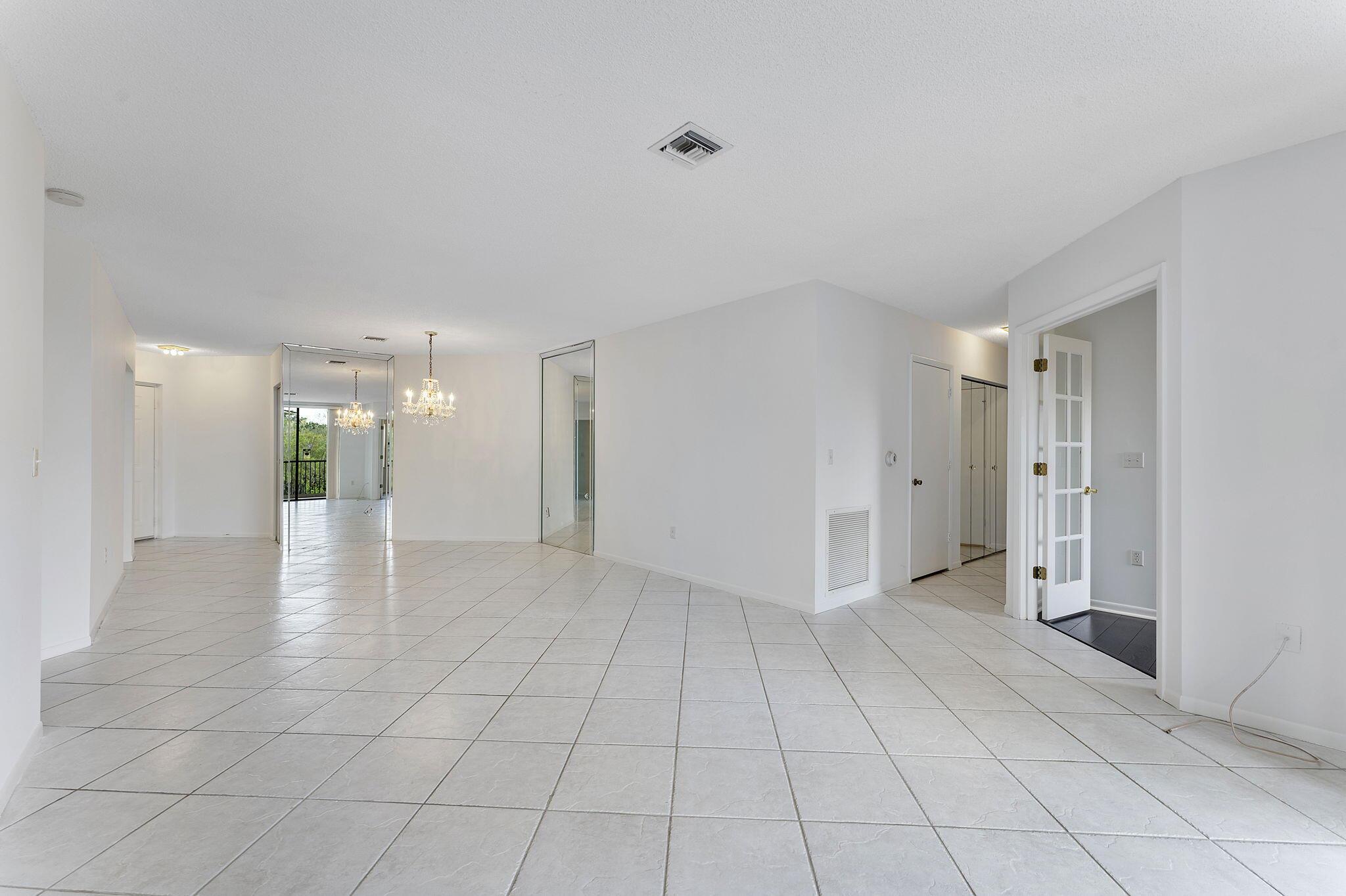 BAYPORT VILLAGE B CONDO - Residential