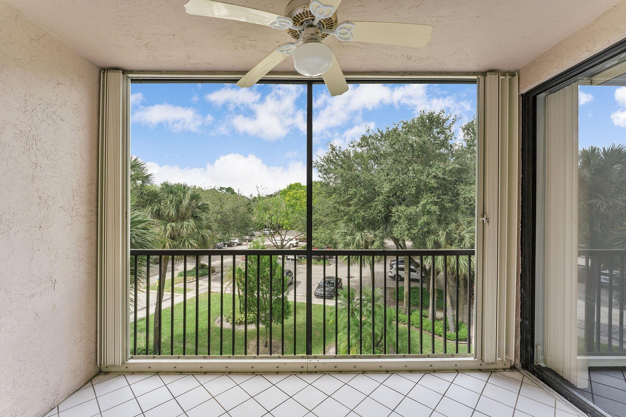 BAYPORT VILLAGE B CONDO - Residential