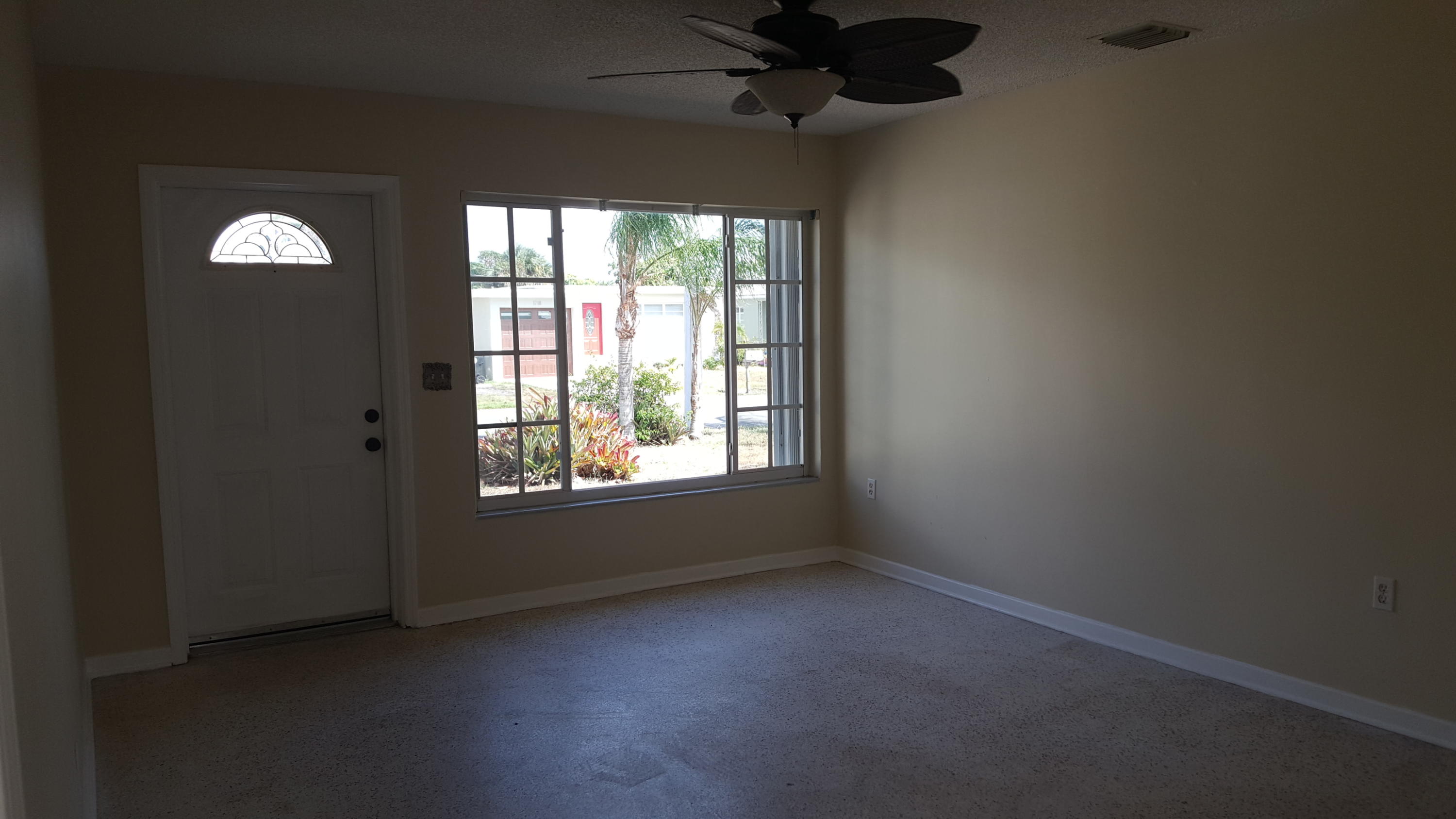 NORTH LAKE WORTH - Residential