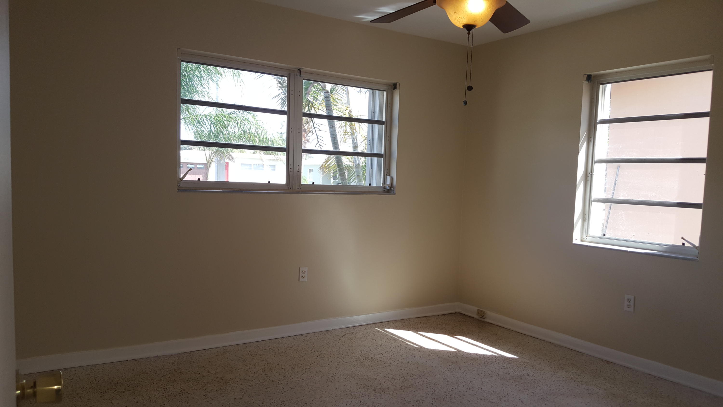 NORTH LAKE WORTH - Residential