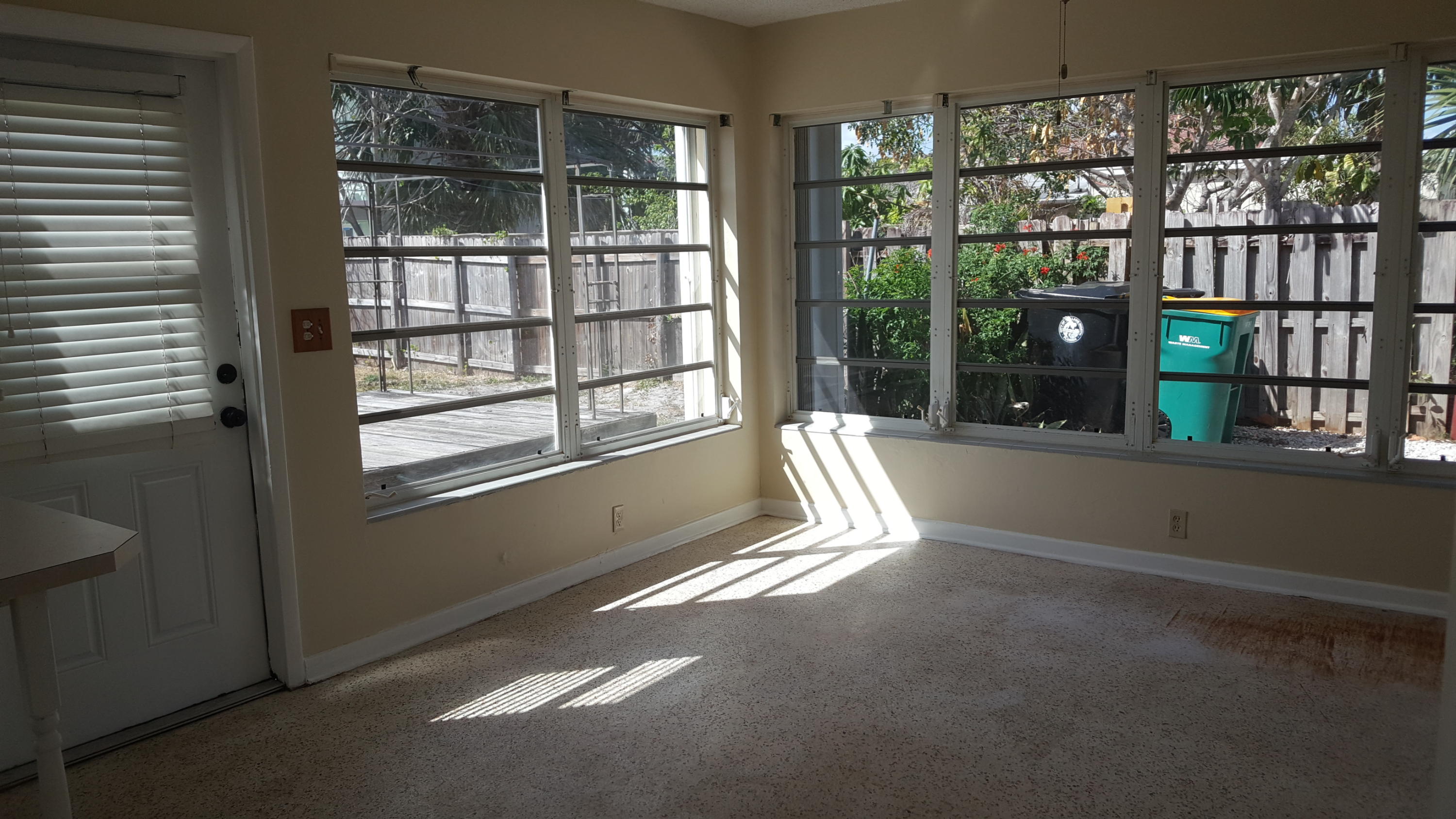 NORTH LAKE WORTH - Residential