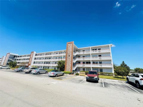 Tiny photo for 4050 Harwood E #4050, Deerfield Beach, FL 33442 (MLS # F10555066)