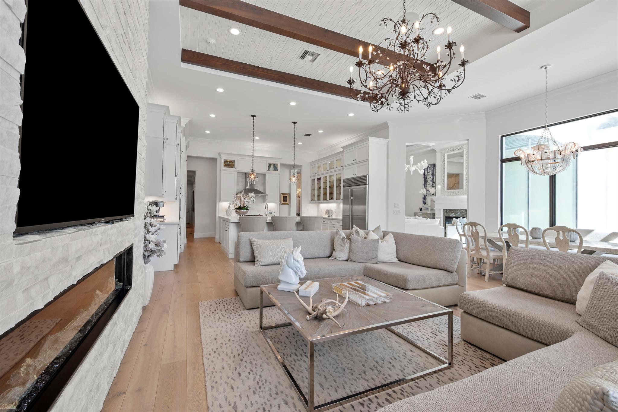 SEVEN BRIDGES - Residential