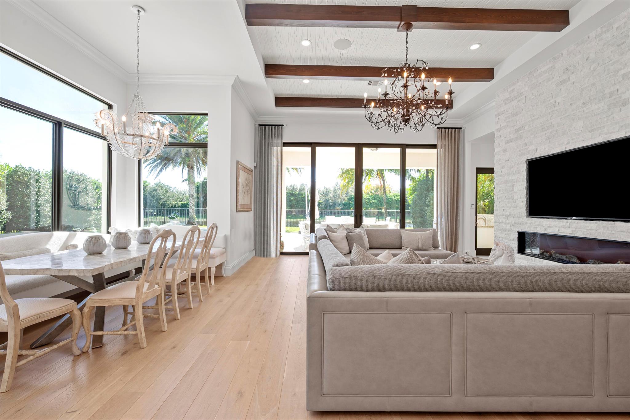 SEVEN BRIDGES - Residential