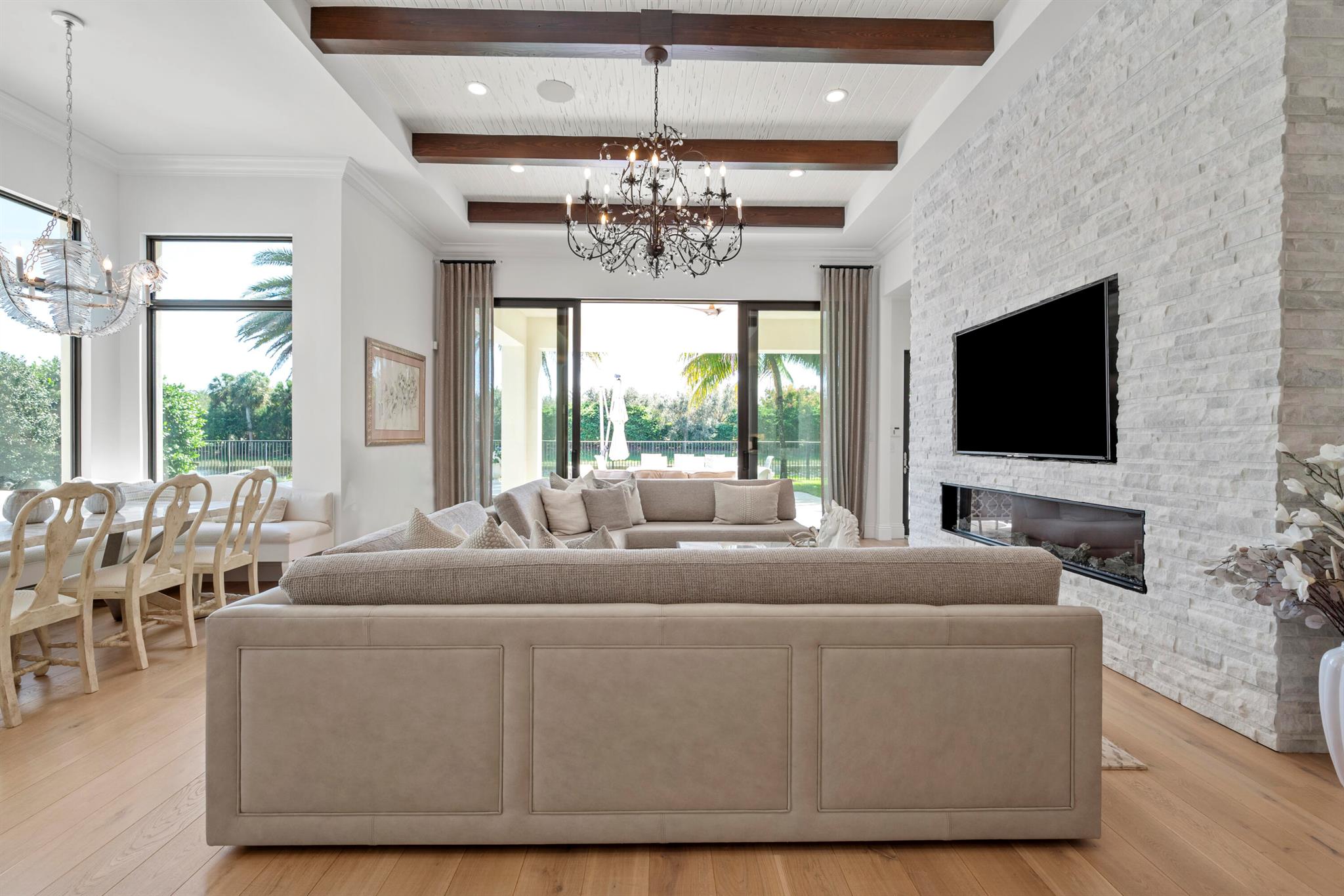 SEVEN BRIDGES - Residential