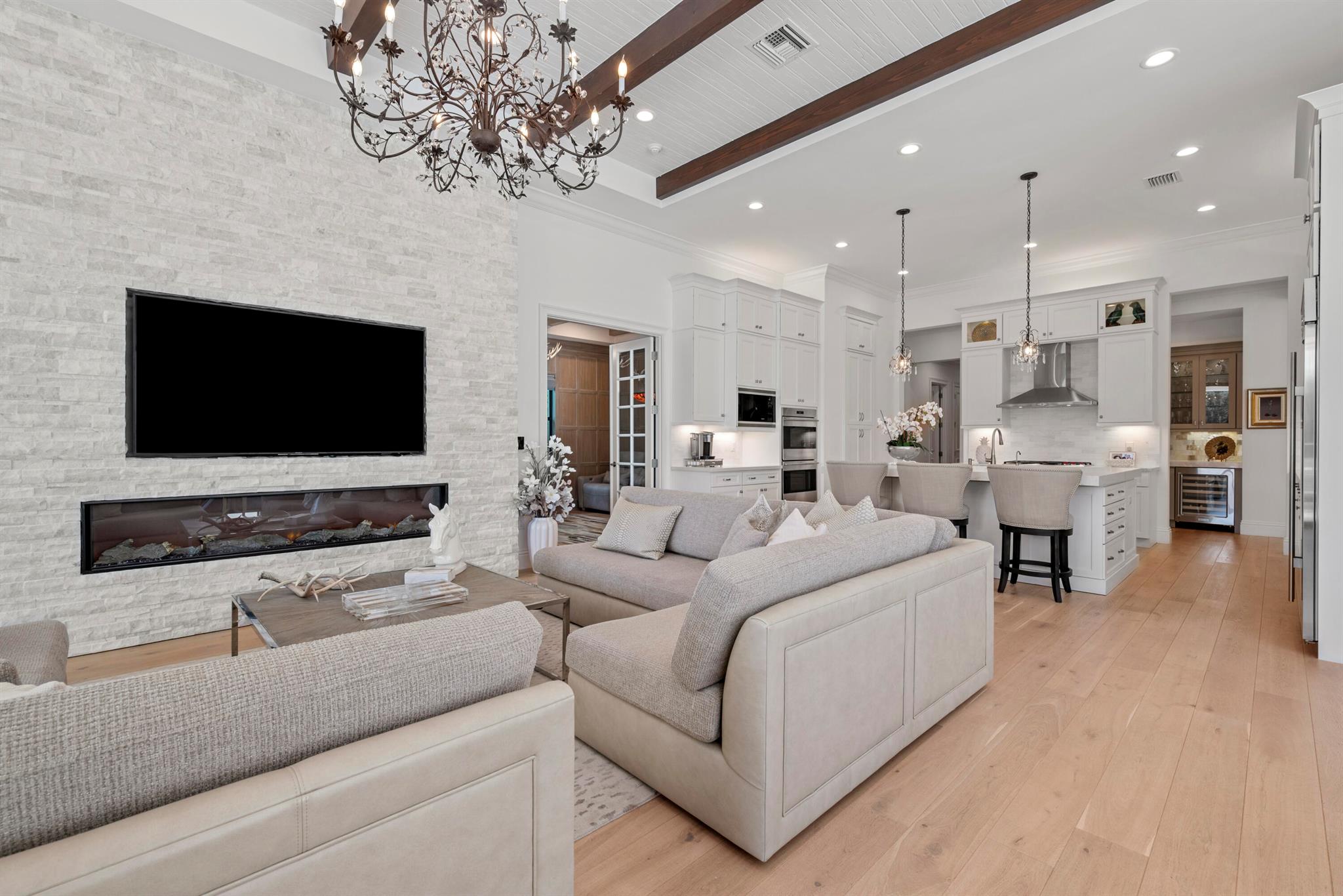 SEVEN BRIDGES - Residential