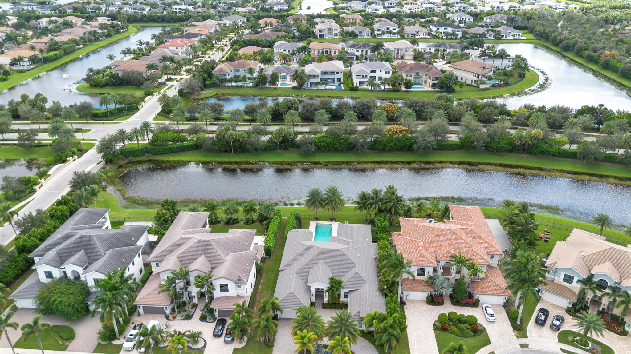 SEVEN BRIDGES - Residential