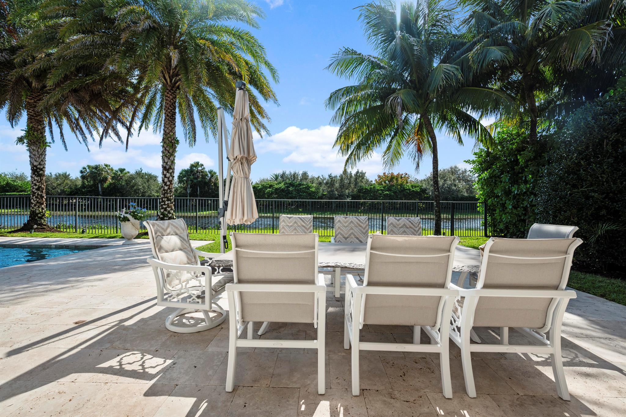 SEVEN BRIDGES - Residential